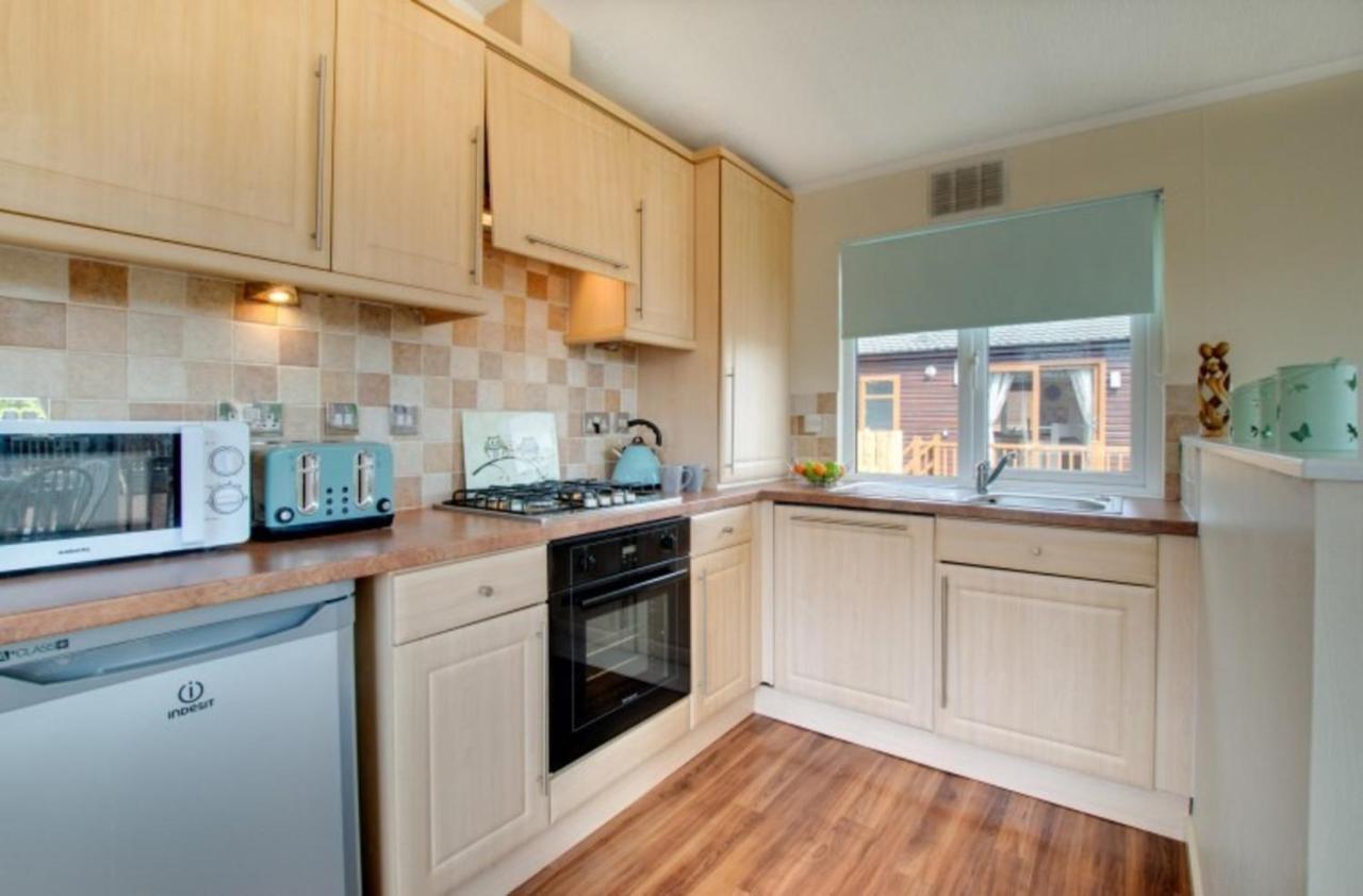 Stunning 3-Bed Hot Tub Lodge Northumberland Felton  Dış mekan fotoğraf
